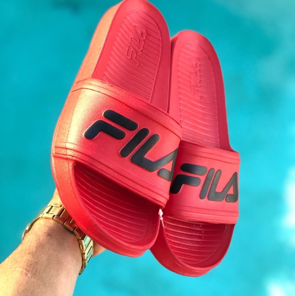 fila slides red